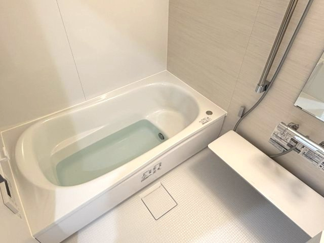 フォルビート八橋の浴室|追焚機能付き・浴室乾燥機能付き