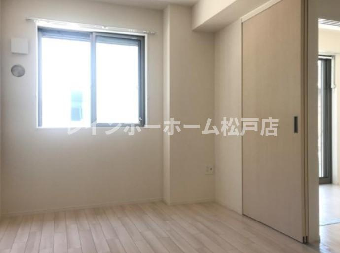 ルボワ　le bois【非対面接客対応！】接客・申込・契約　オンライン＆LINE　相談可！の内装|明るい色調の室内です