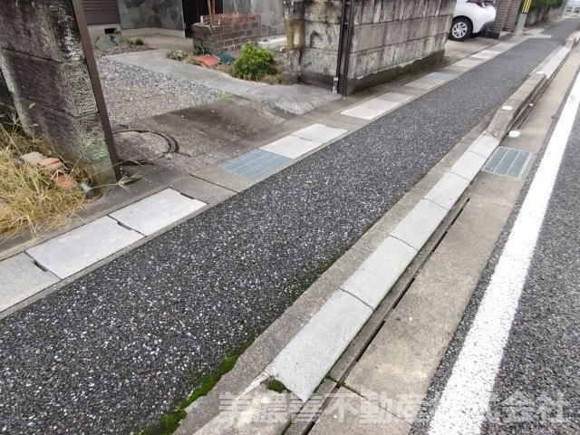 ６７４４９　岐阜市日光町土地の周辺