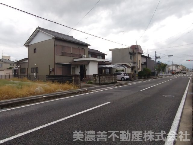 ６７４４９　岐阜市日光町土地の前面道路含む現地写真