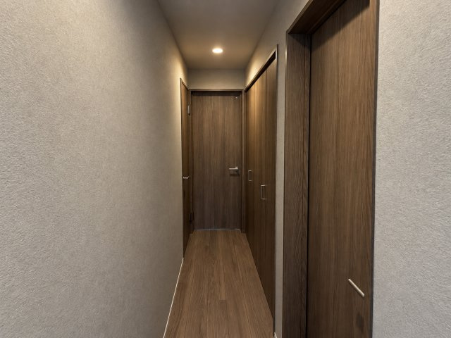 戸建 城陽市富野鷺坂山のその他|１階 玄関から水廻りへの廊下