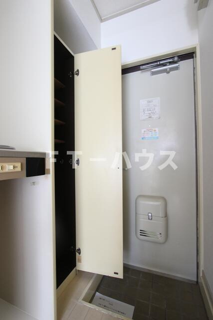 ジュネパレス津田沼第28の玄関|別部屋写真