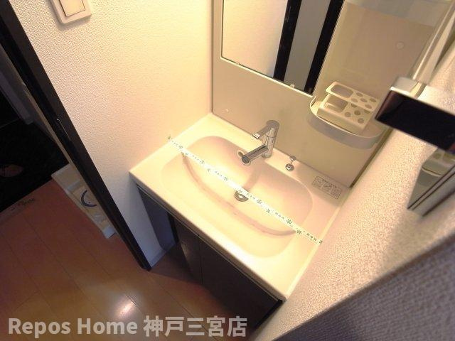 アスヴェル神戸元町海岸通の洗面所