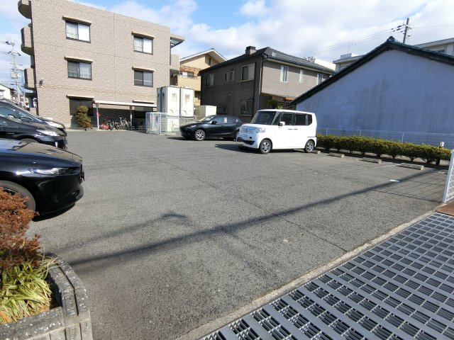 【駐車場】 | フォレスタフィウーメ
