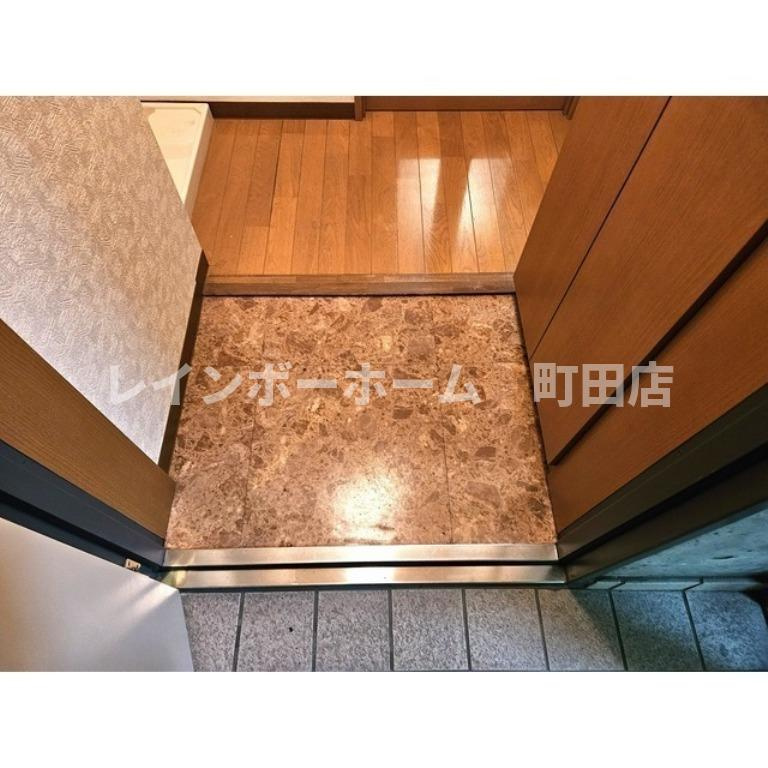 アーバンコート淵野辺壱番館※初期費用分割あと払いサービス利用可能物件の玄関