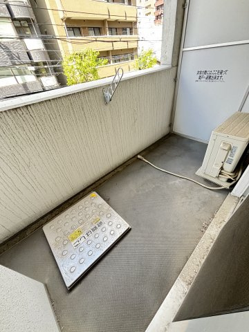 【バルコニー】