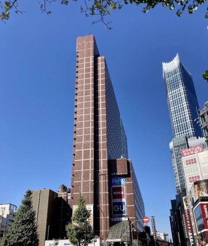 新宿区大久保１丁目の店舗事務所の外観パース