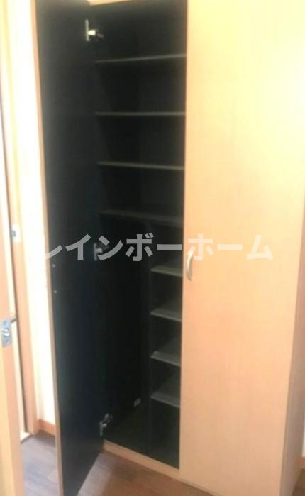 プリウスの玄関