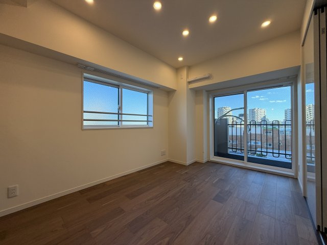 中野区本町４丁目の中古マンションの居間・リビング