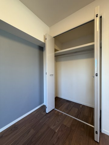 中野区本町４丁目の中古マンションの収納|クローゼット