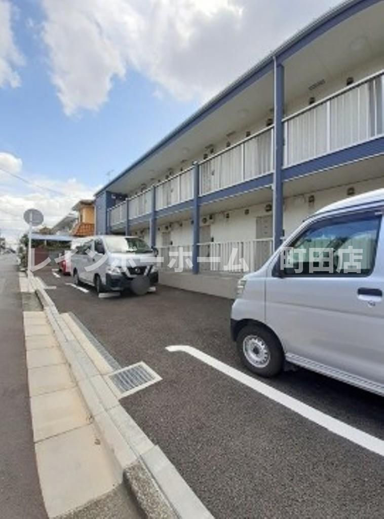 メゾン・ユーフォリア※初期費用分割あと払いサービス利用可能物件の駐車場