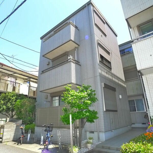 リュミエール海神の外観