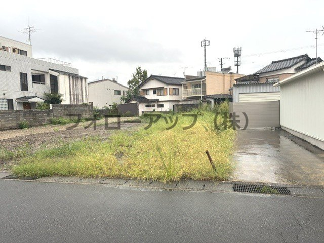 リーブルガーデン綾部市広小路三丁目の外観