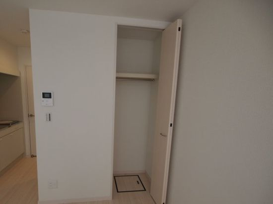 ベイルーム鴨居の収納