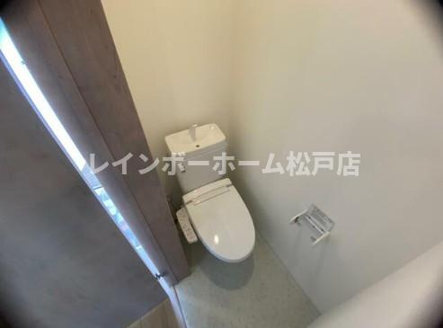 仲介手数料（賃料の1.10ヵ月）の50％OFF対象物件！のトイレ