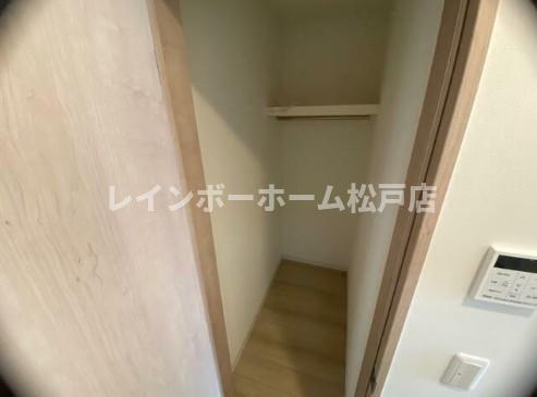 仲介手数料（賃料の1.10ヵ月）の50％OFF対象物件！の収納