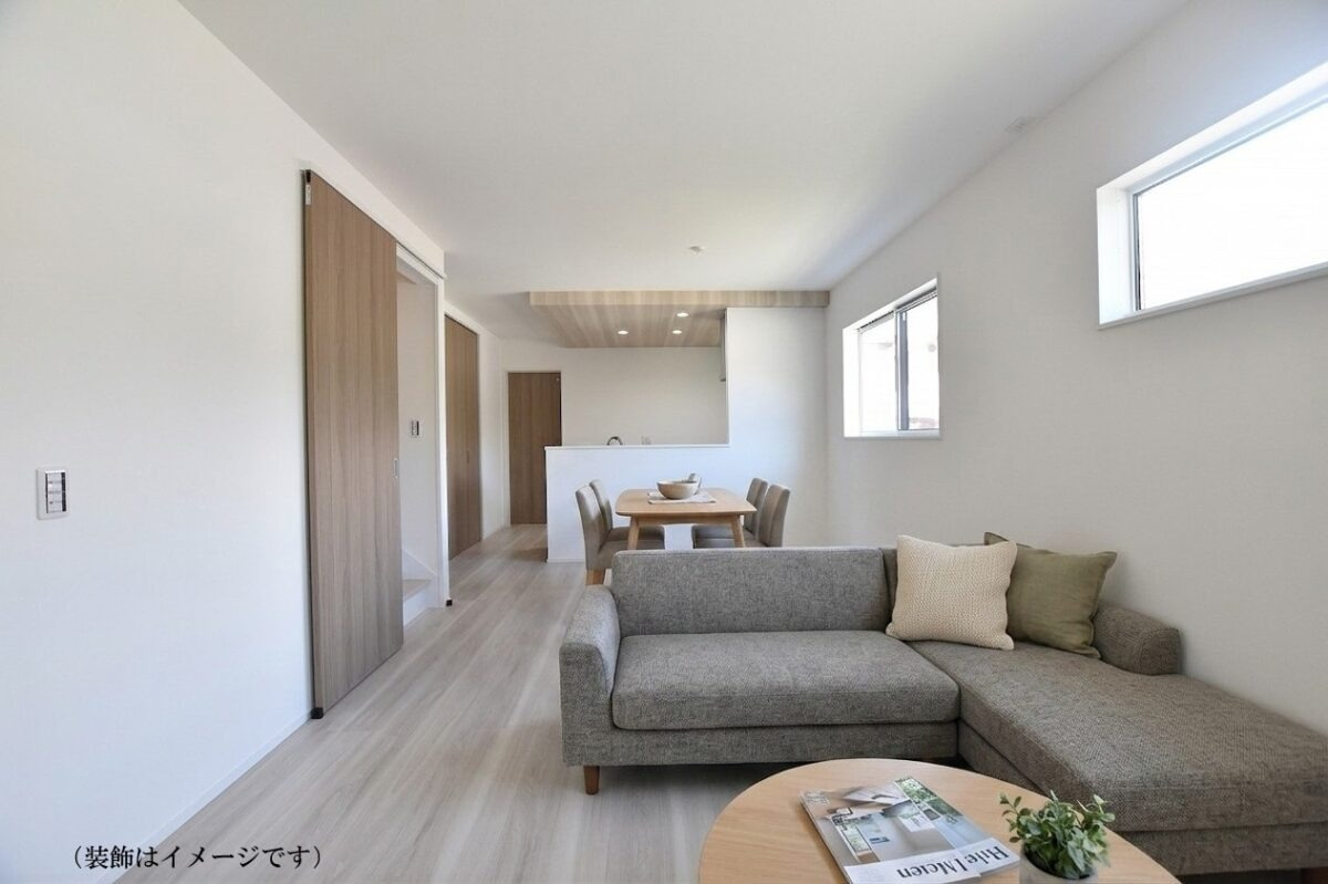 廿日市市宮内1丁目　新築一戸建ての居間・リビング