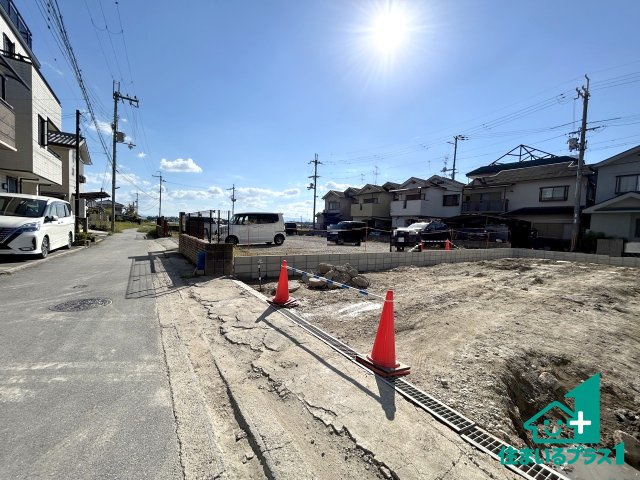 ●24(土)25(日)現地説明会！　奈良市北永井町　第1期　新築一戸建ての前面道路含む現地写真|駅やスーパー、小学校・中学校等日常生活に欠かせない情報や道のりもご紹介いたしますのでお気軽にご相談ください。