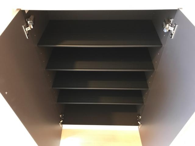 Ｆ’ｓ　ｒｉｇｈｔの収納|下駄箱
