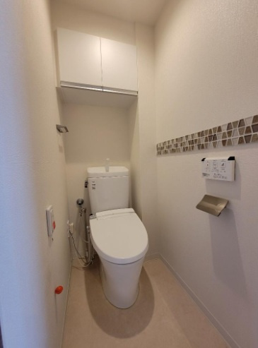 シャリエ本郷のトイレ|シャリエ本郷：ウォシュレット機能付きトイレです！