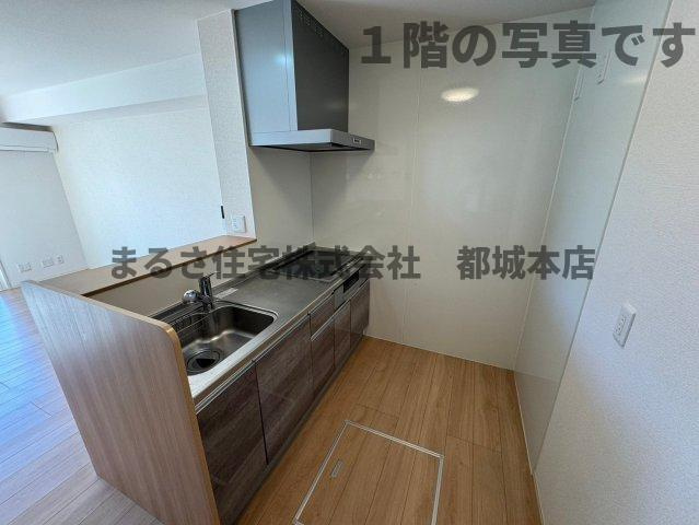 メゾン・ド・フルールのキッチン|１階の写真です