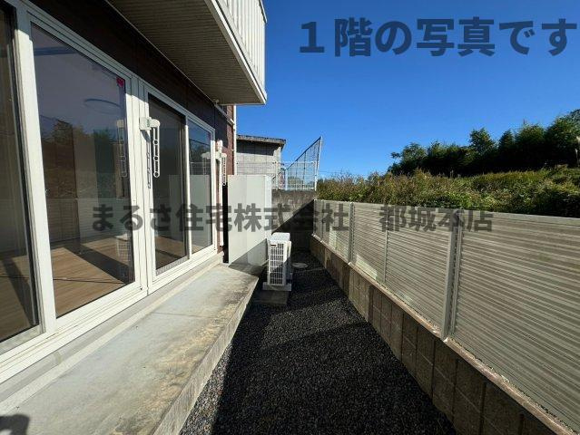 メゾン・ド・フルールの庭|１階の写真です