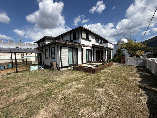 田川郡添田町　中古一戸建ての庭