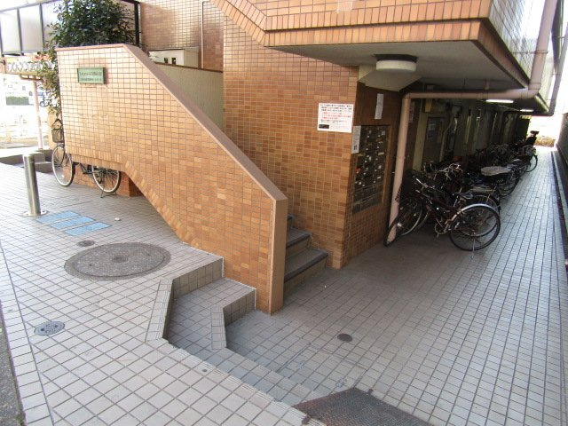 【エントランス】 | レムロード国分寺
