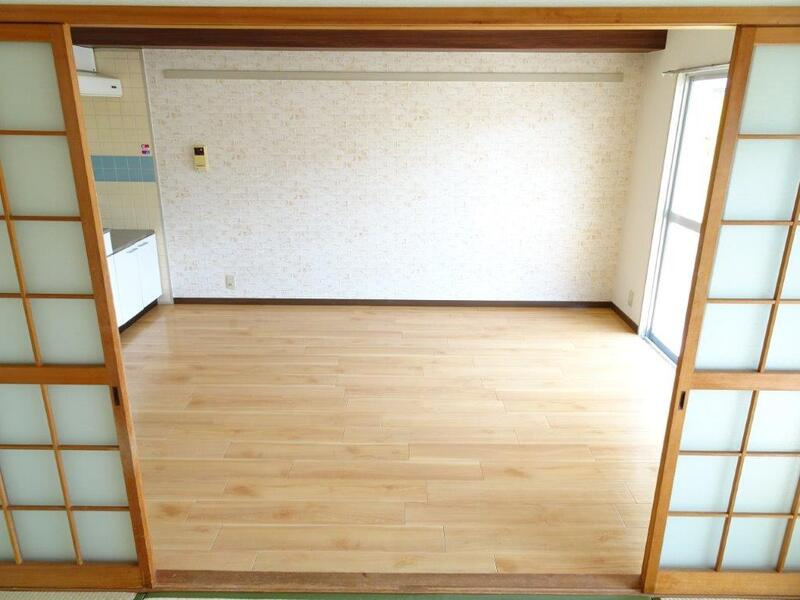 筑紫野市塔原東３丁目の賃貸マンションの居間・リビング
