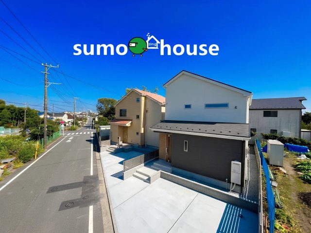 港北区高田町　A号棟の前面道路含む現地写真|前面道路含む現地写真です