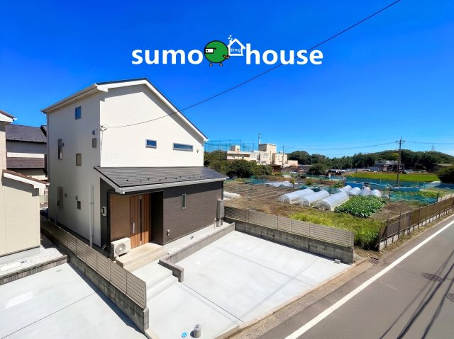 港北区高田町　A号棟の前面道路含む現地写真|前面道路含む現地写真です
