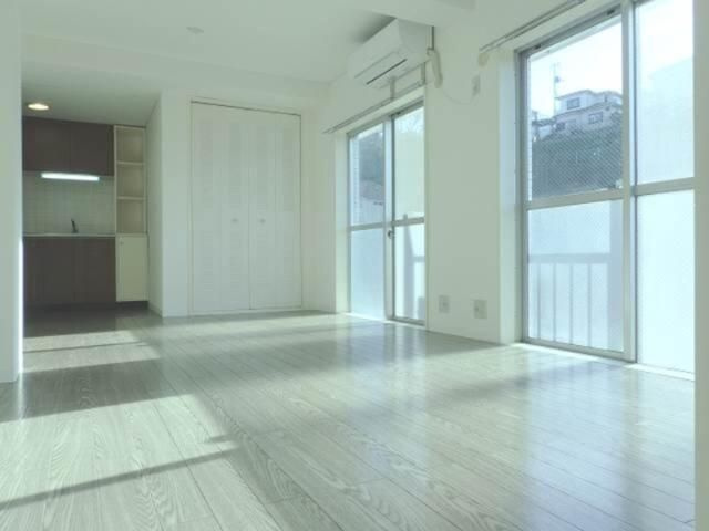 【居間・リビング】 | クリオ浅間台ファースト