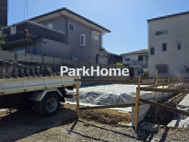 高知市愛宕町3丁目  第1・3棟-2号棟 新築戸建ての外観|2号棟　2026.10月：建築中