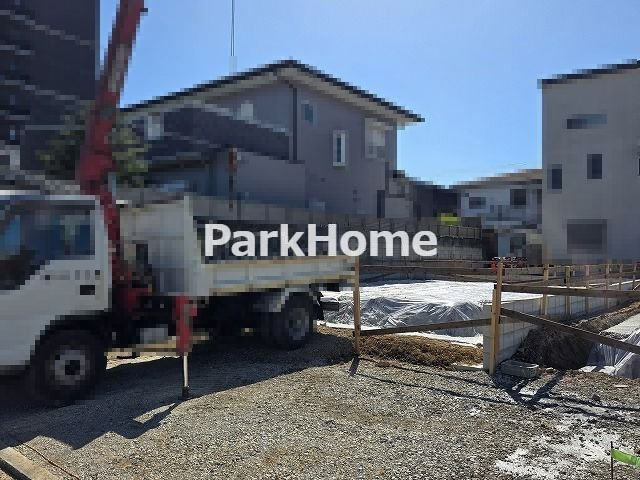 高知市愛宕町3丁目  第1・3棟-2号棟 新築戸建ての外観|2号棟　2026.10月：建築中