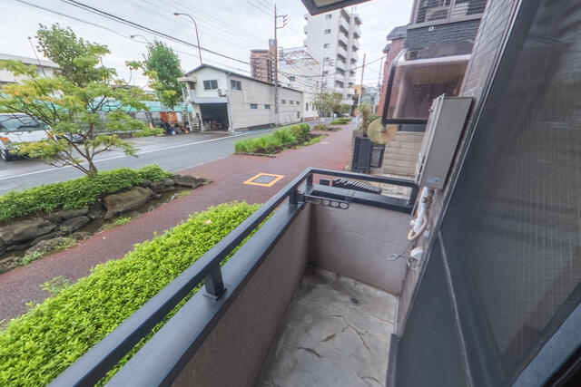 ロードサイド秋のバルコニー