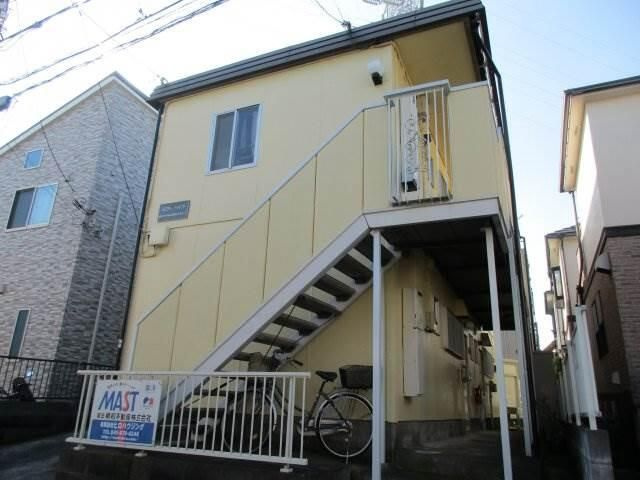 横浜市戸塚区原宿４丁目のアパートの外観