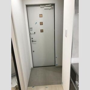 PRIMALE今池の玄関