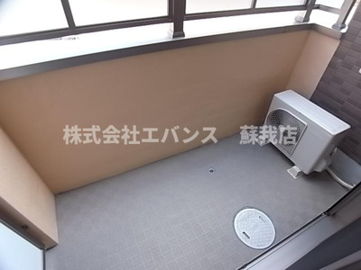 【バルコニー】 | プラチナレジデンス | 落ち着いた時間を過ごせるバルコニーです