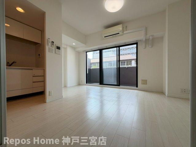 S-RESIDENCE神戸磯上通の居間・リビング