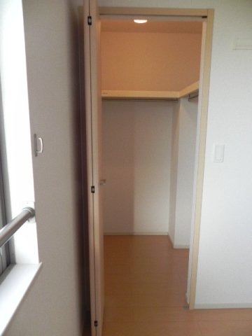 セレッソ三輪野山の収納