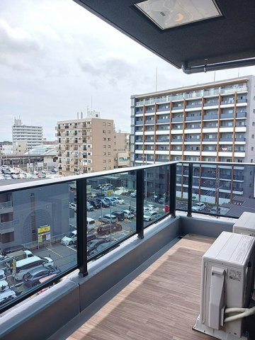 Ｙ’ｓ　ＳＴＡＴＥ　天王台のバルコニー