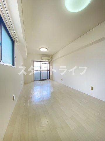 大阪市淀川区西中島５丁目の賃貸マンションの寝室