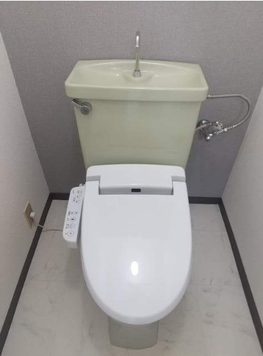 中野区弥生町２丁目の賃貸マンションのトイレ