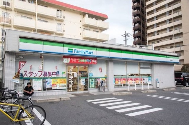 グラン・アルフル東雲の周辺|ファミリーマート東雲店まで350m