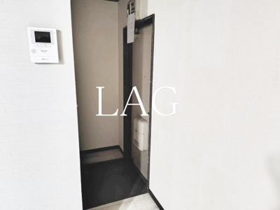 【玄関】 | フラワーパレス参番館 | 玄関です。