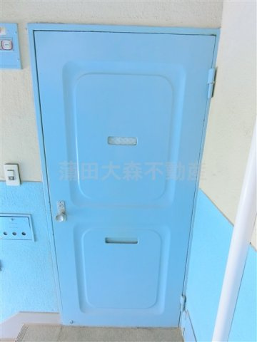 本羽田住宅の玄関