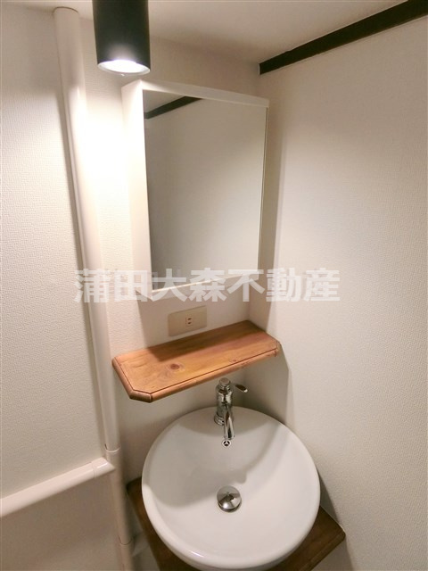 本羽田住宅の洗面所|独立洗面台