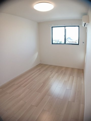 ヴィラージュ柞原　Ⅰの内装|内装もきれいです