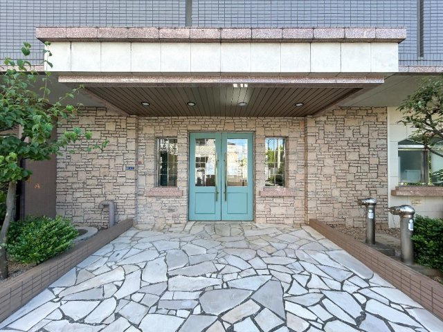 マイキャッスル湘南平塚サザンコートのエントランス