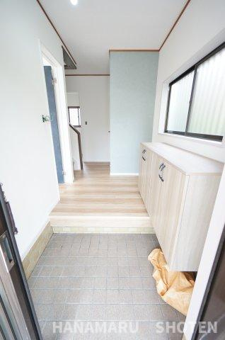 君津市外箕輪（リノベ戸建）の玄関|＊当日ご案内可＊ご希望の物件まとめてご案内！弊社が掲載していない物件でもOK♪お気軽にご相談ください ♪お電話でのお問合わせがスムーズ♪